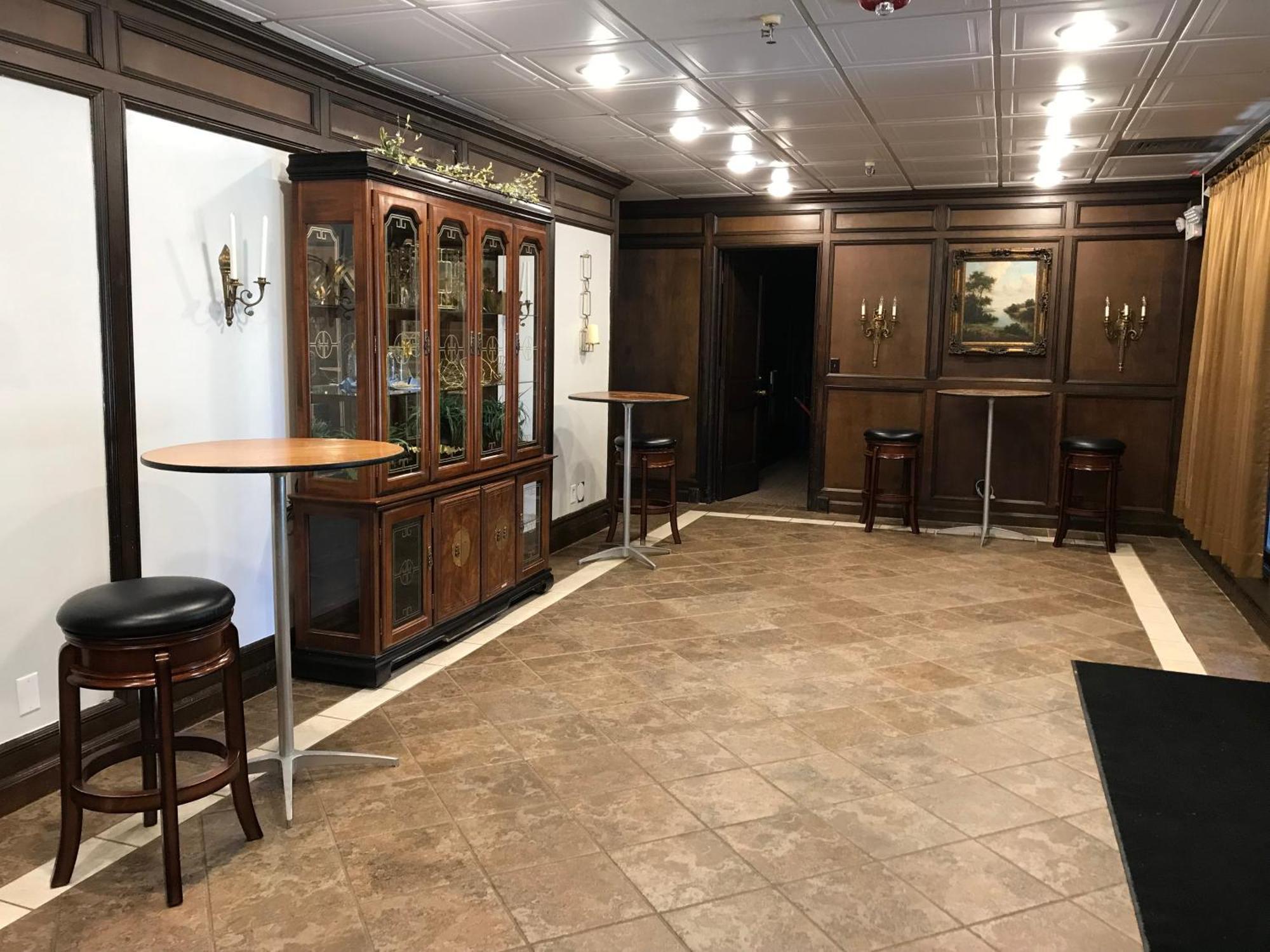 Columbia Lakes Hotel & Conference Center West Columbia Екстериор снимка