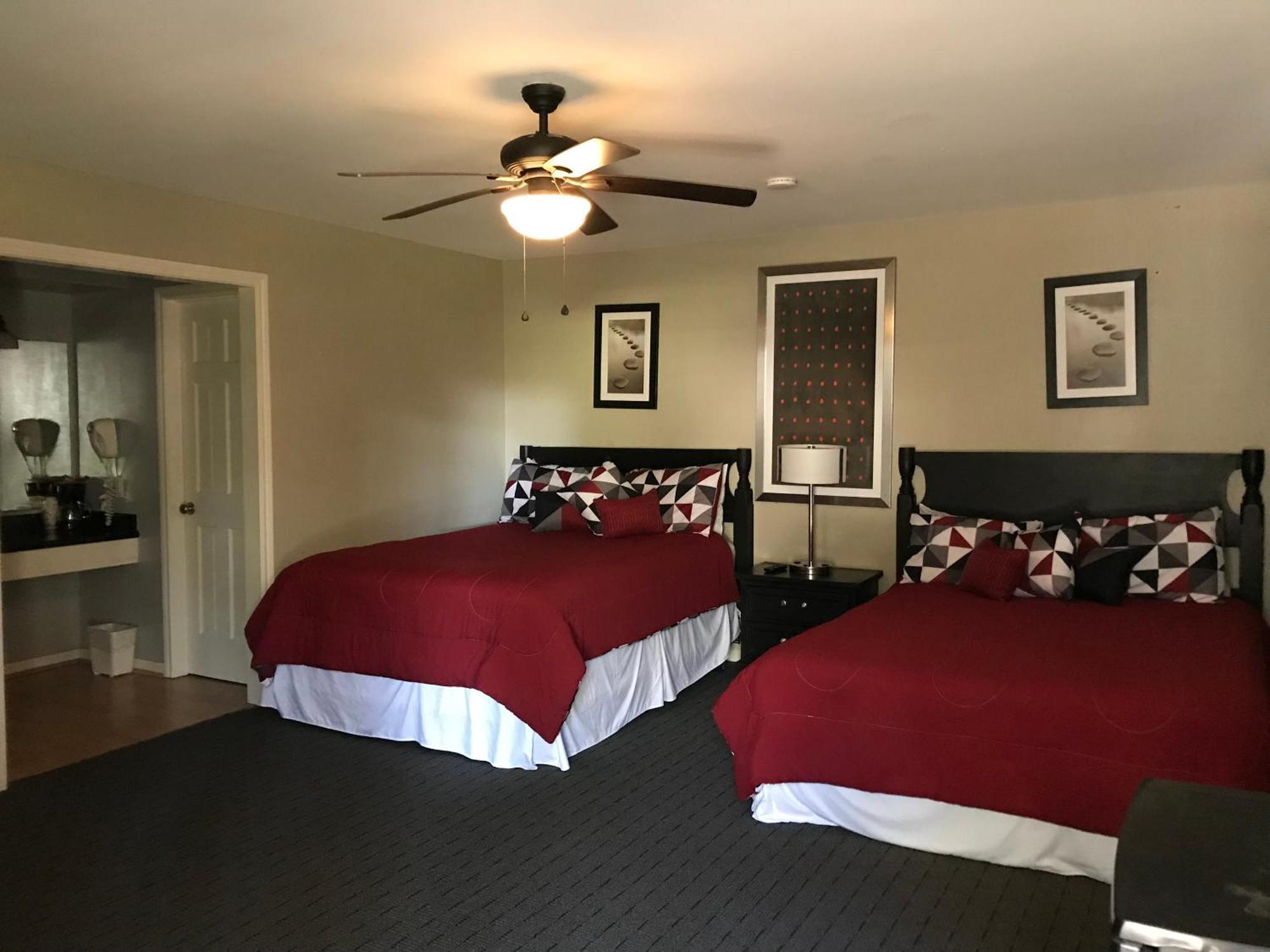 Columbia Lakes Hotel & Conference Center West Columbia Екстериор снимка