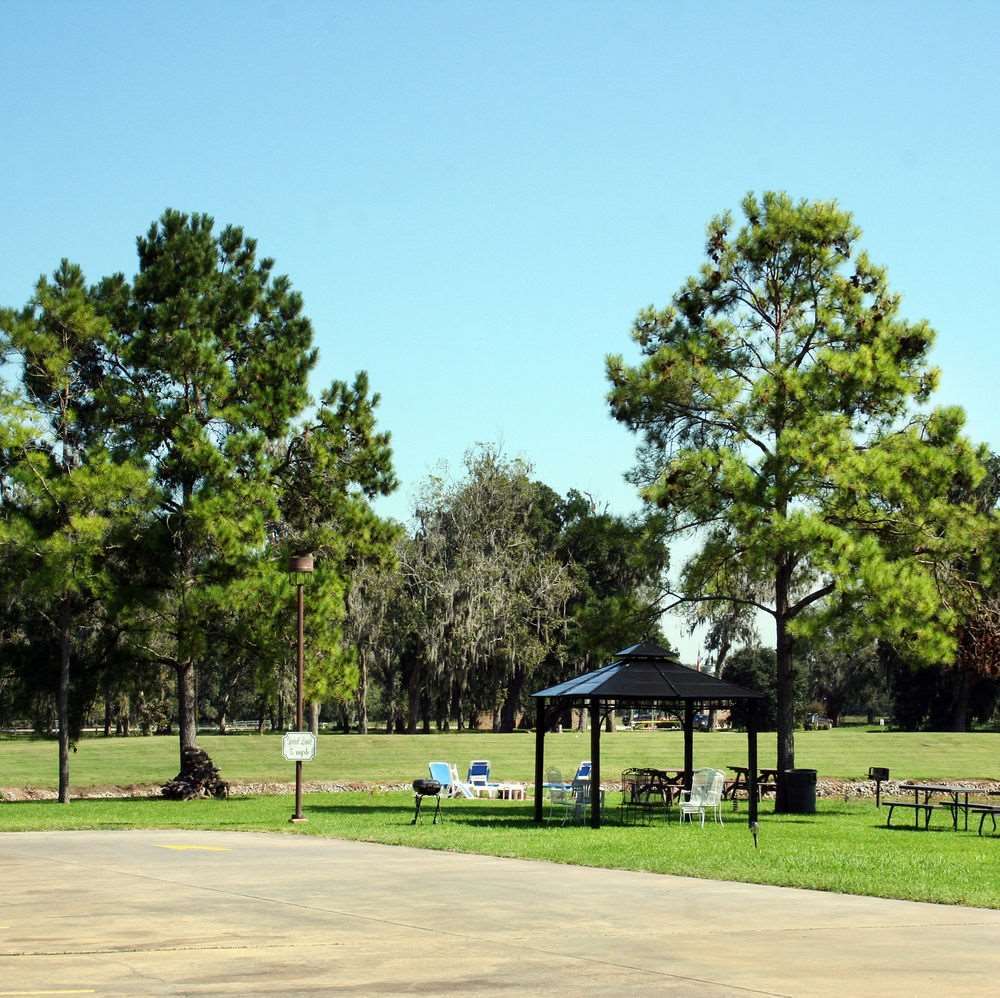 Columbia Lakes Hotel & Conference Center West Columbia Екстериор снимка
