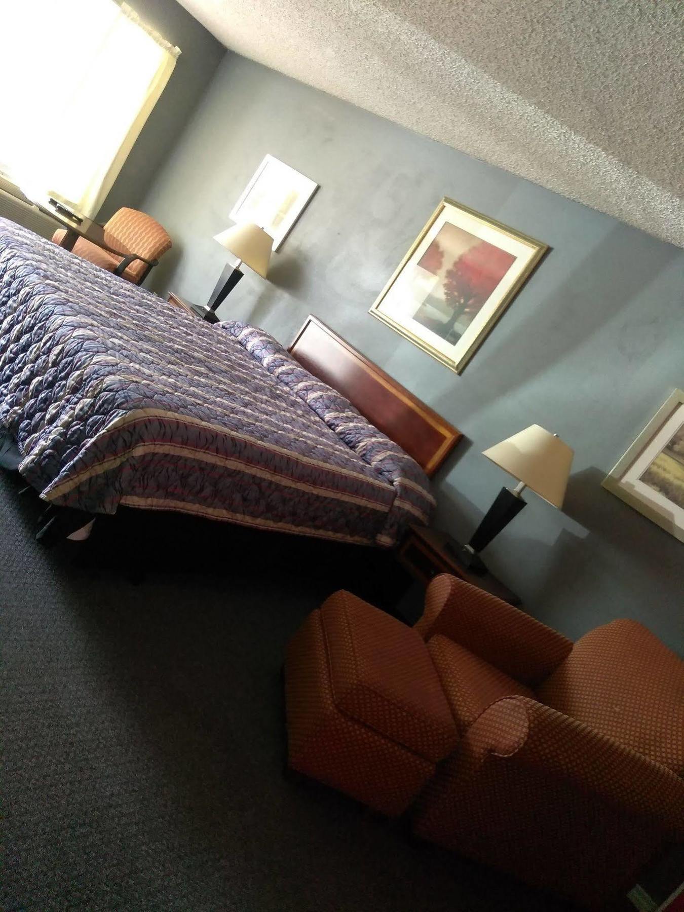 Columbia Lakes Hotel & Conference Center West Columbia Екстериор снимка
